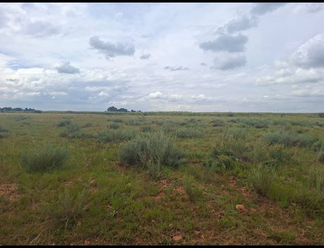 2,190M² VACANT LAND FOR SALE IN HENLEY ON KLIP